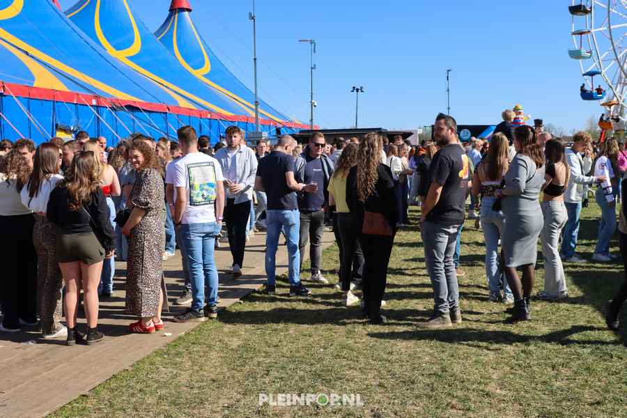 Sfeer Pleinpop Zondag (44)